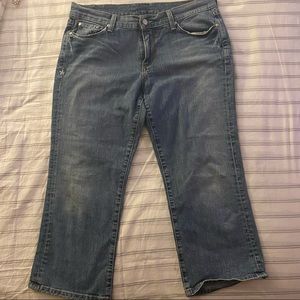 Lucky 🍀 Brand jean capris - Size 10/30